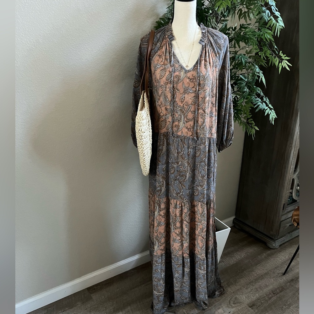 Maxi dress